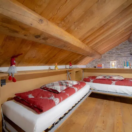 Baita Relais La Cesarina Σαλέ *